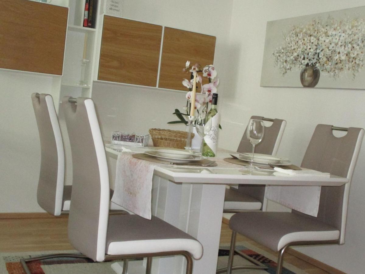Ferienwohnung Danubia Linz Esterno foto