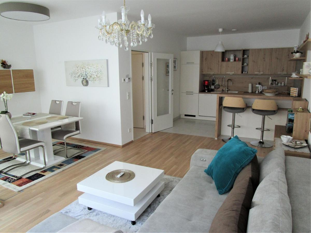Ferienwohnung Danubia Linz Esterno foto