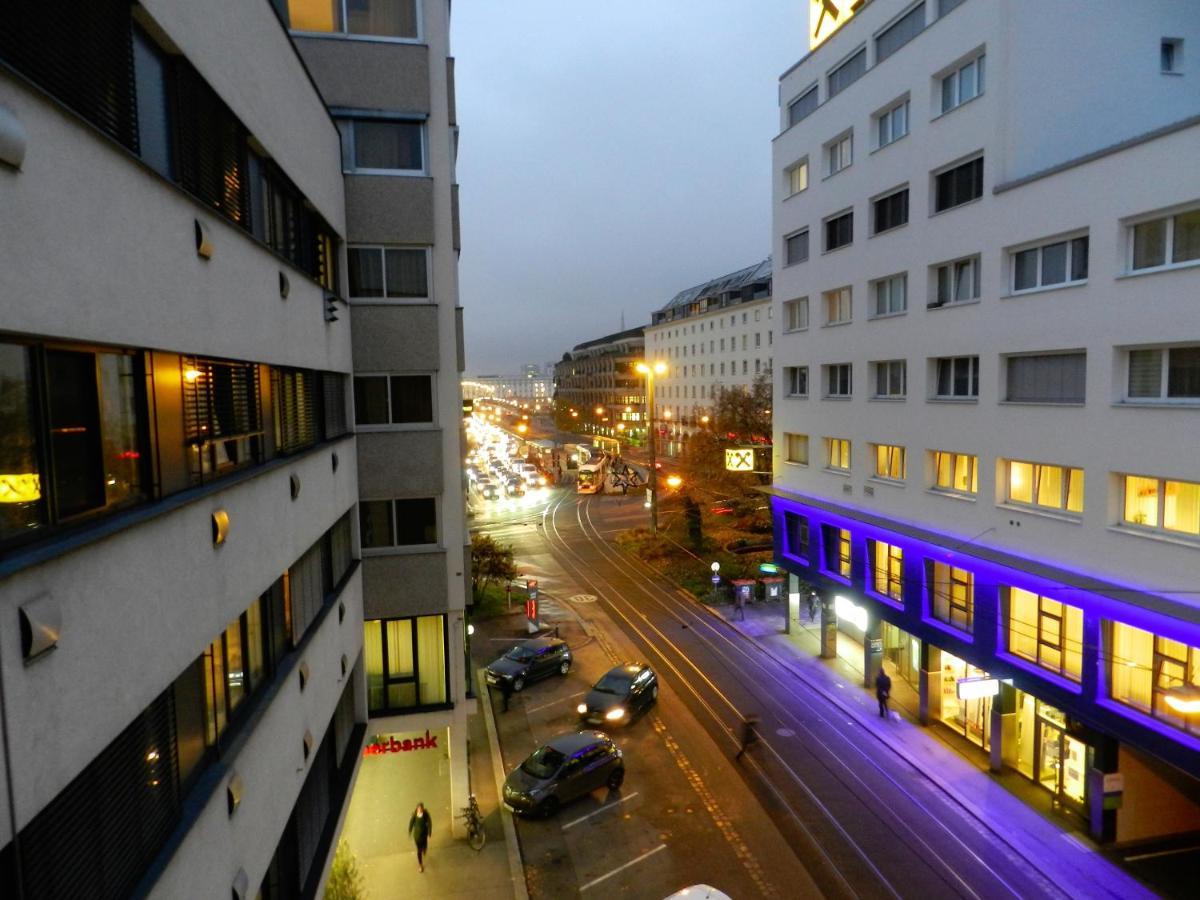Ferienwohnung Danubia Linz Esterno foto